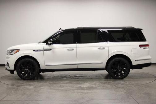 White Metallic 2024 Lincoln Navigator L Black Label