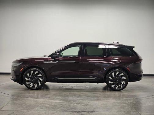 2024 Lincoln Nautilus Reserve