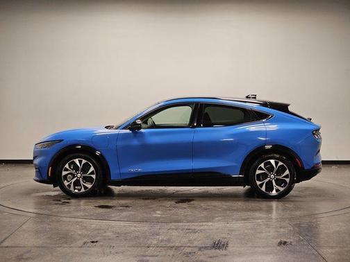 2022 Ford Mustang Mach-E Premium