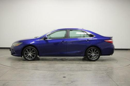 2016 Toyota Camry XSE