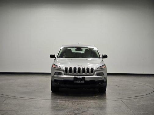 2015 Jeep Cherokee Sport