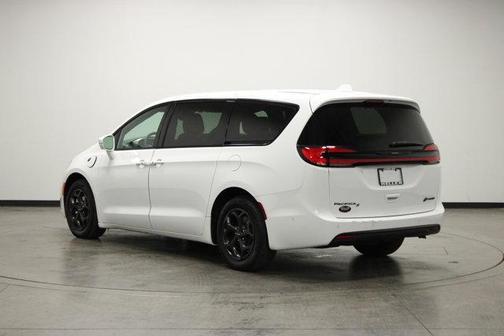 2022 Chrysler Pacifica Hybrid Limited