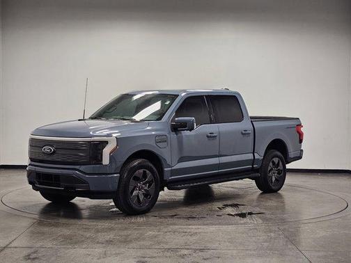 2023 Ford F-150 Lightning LARIAT