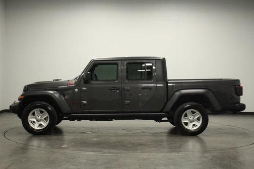 2020 Jeep Gladiator Sport