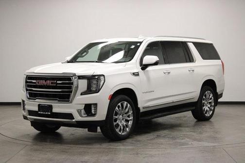 White Frost Tri-Coat 2022 GMC Yukon XL SLT