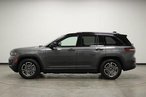 2023 Jeep Grand Cherokee 4xe Trailhawk