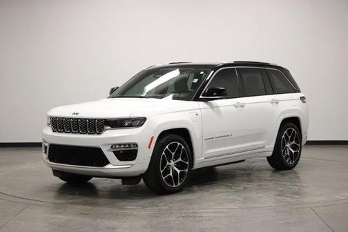 Bright White Clearcoat 2022 Jeep Grand Cherokee 4xe Summit