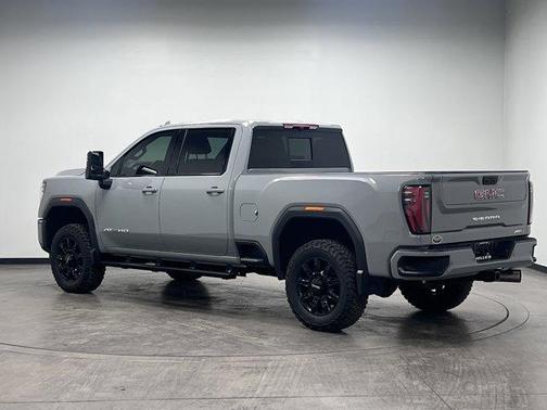 2025 GMC Sierra 2500 AT4