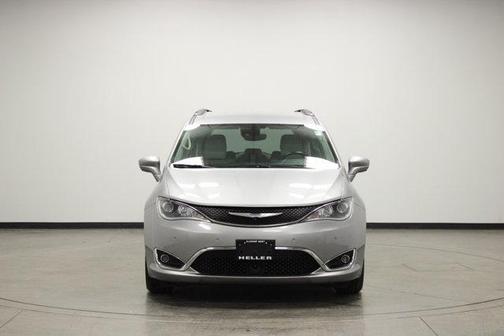 2018 Chrysler Pacifica Touring-L