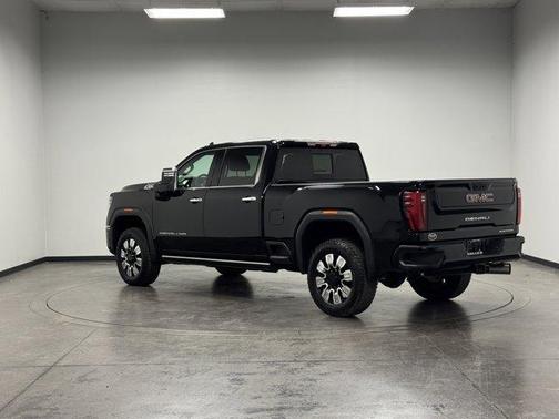 2024 GMC Sierra 2500 Denali
