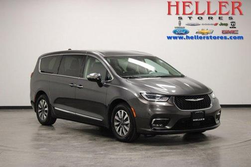 Granite Crystal Clearcoat Metallic 2023 Chrysler Pacifica Hybrid Limited