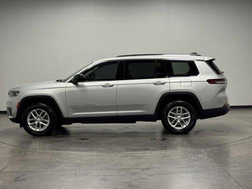2022 Jeep Grand Cherokee L Laredo