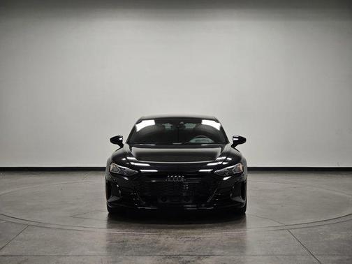 2023 Audi e-tron GT Premium Plus