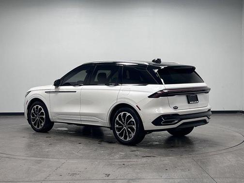 2024 Lincoln Nautilus Reserve