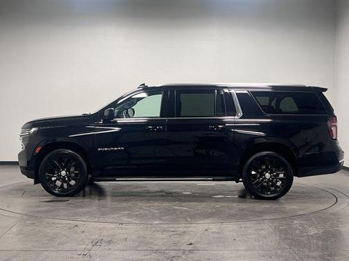 2024 Chevrolet Suburban LT