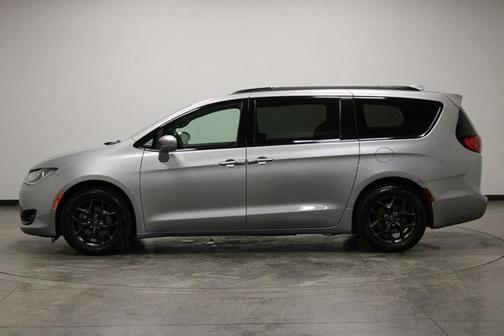 Billet Silver Metallic Clearcoat 2020 Chrysler Pacifica Touring-L Plus