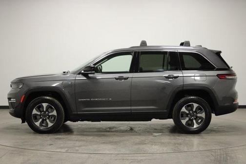 2022 Jeep Grand Cherokee 4xe Base
