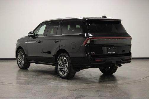 Infinite Black Metallic 2027 Lincoln Navigator Reserve