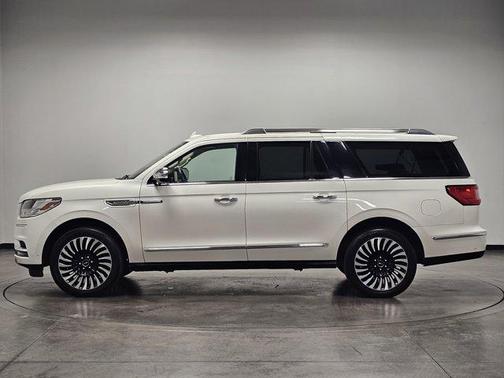 2019 Lincoln Navigator L Black Label