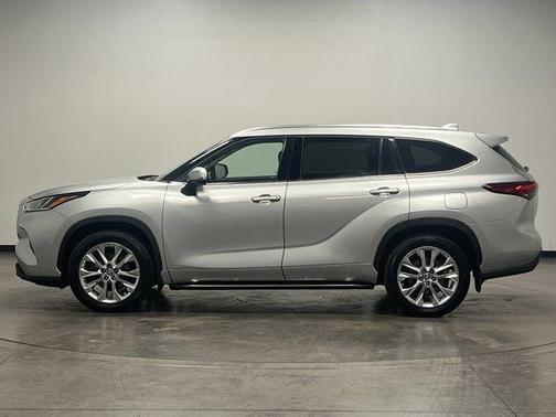 2023 Toyota Highlander Hybrid Limited