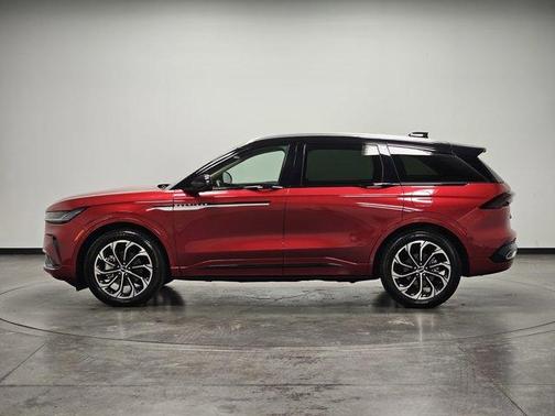 2025 Lincoln Nautilus Reserve