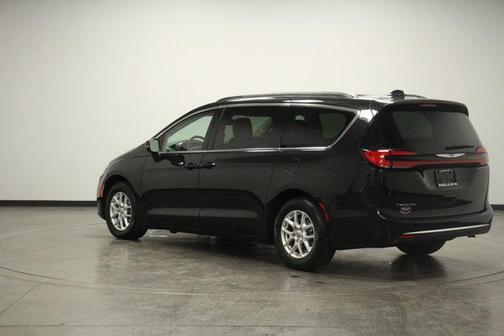 2022 Chrysler Pacifica Touring-L