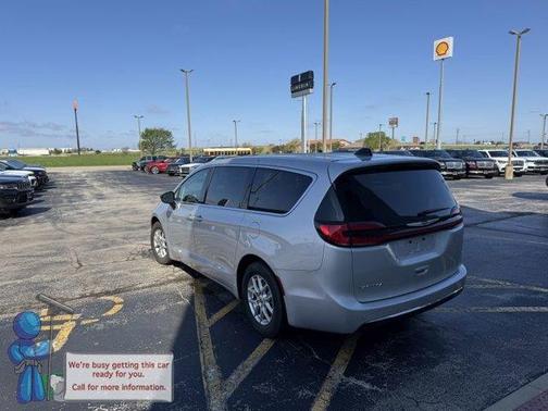 2024 Chrysler Pacifica Touring-L