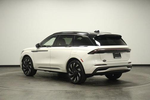 2025 Lincoln Nautilus Black Label