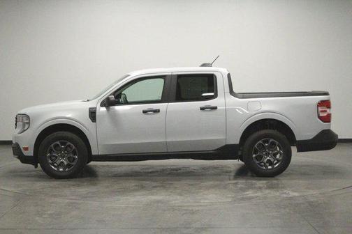 Space White Metallic 2025 Ford Maverick XLT