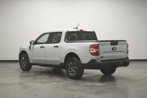 Space White Metallic 2025 Ford Maverick XLT