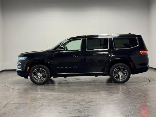 2023 Jeep Grand Wagoneer Base