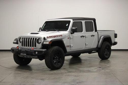 Silver Zynith Clearcoat 2023 Jeep Gladiator Mojave