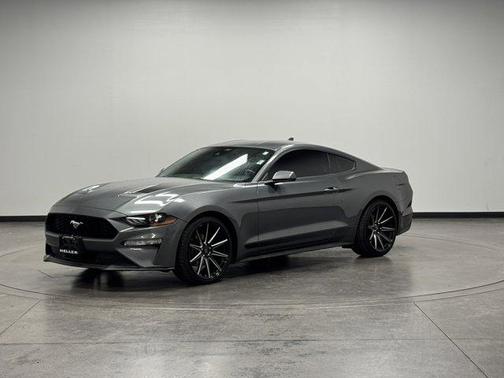 2022 Ford Mustang EcoBoost
