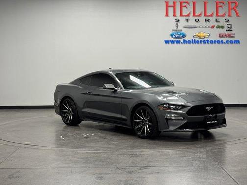 2022 Ford Mustang EcoBoost