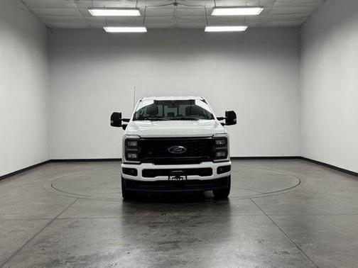 2023 Ford F-250 XLT