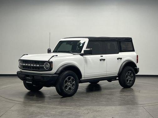 2021 Ford Bronco Base