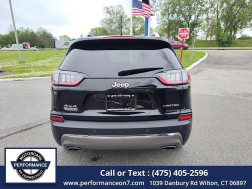 Diamond Black Crystal Pearlcoat 2019 Jeep Cherokee Limited