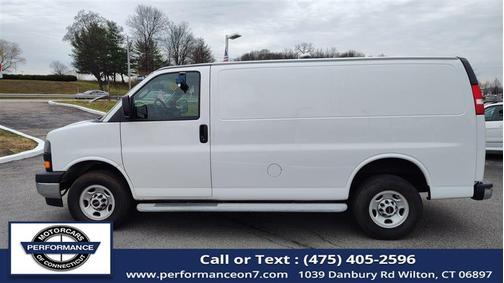 2022 GMC Savana 2500 Work Van