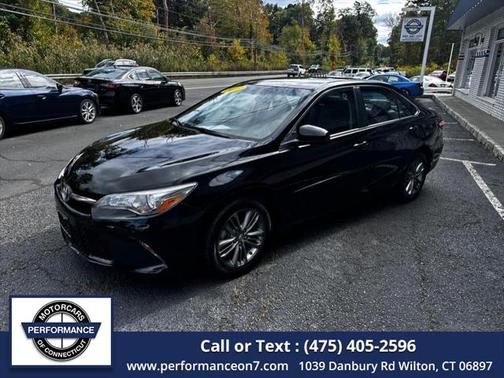 2017 Toyota Camry SE