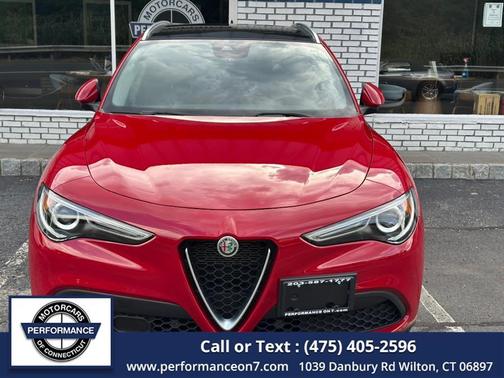 2021 Alfa Romeo Stelvio Base
