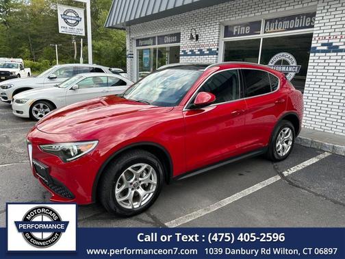 2021 Alfa Romeo Stelvio Base