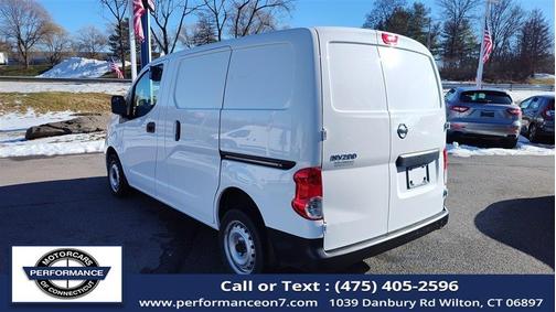 2021 Nissan NV200 S