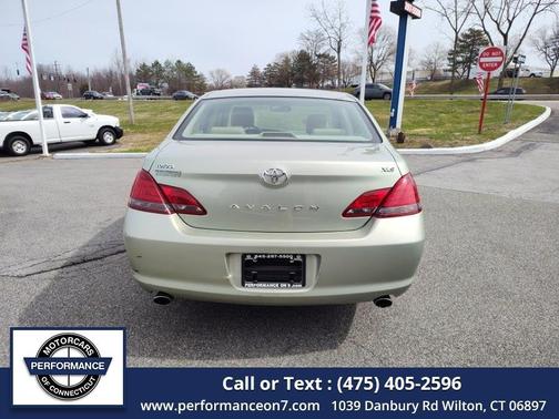 Desert Sand Metallic 2008 Toyota Avalon Touring