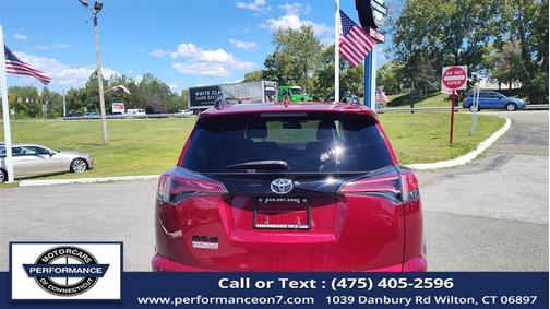 2018 Toyota RAV4 Adventure