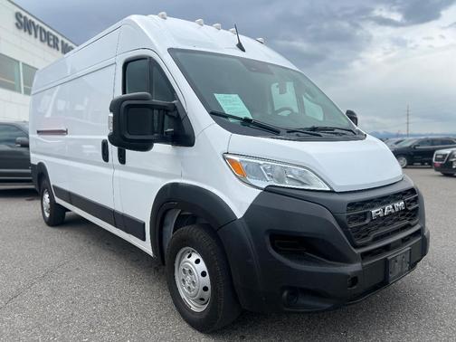 Bright White Clearcoat 2023 RAM ProMaster 2500 High Roof