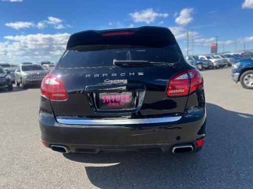 Black 2014 Porsche Cayenne Base