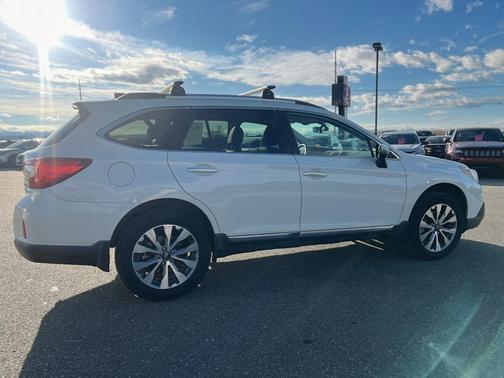 2017 Subaru Outback 3.6R Touring