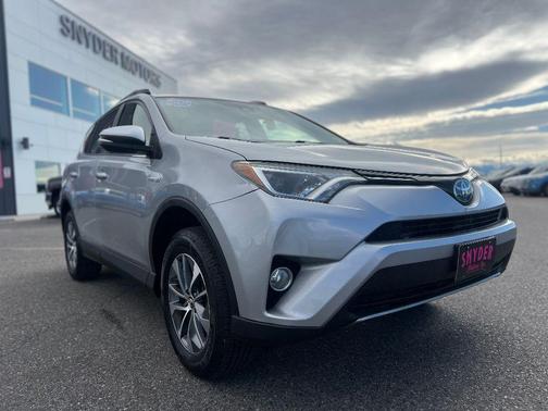 2017 Toyota RAV4 Hybrid XLE