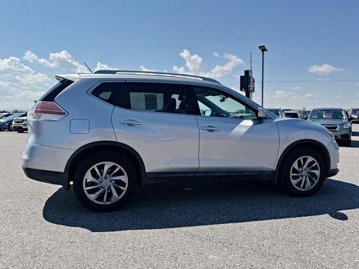 2015 Nissan Rogue SL