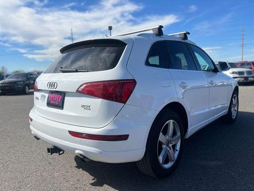 2011 Audi Q5 2.0T Premium Plus